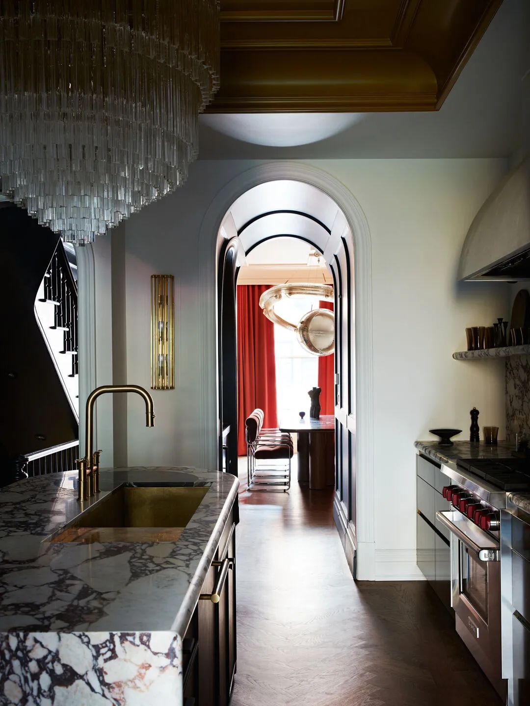 黑暗与暴风雨褐砂石丨美国新泽西丨水晶辛克莱设计-33