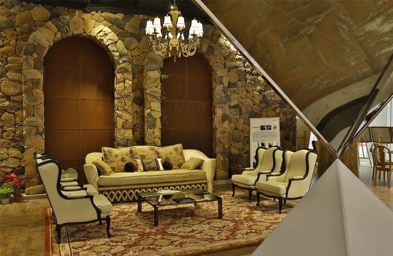 天津居然之家国际家居展馆——金字塔光影空间的原始魅力-8