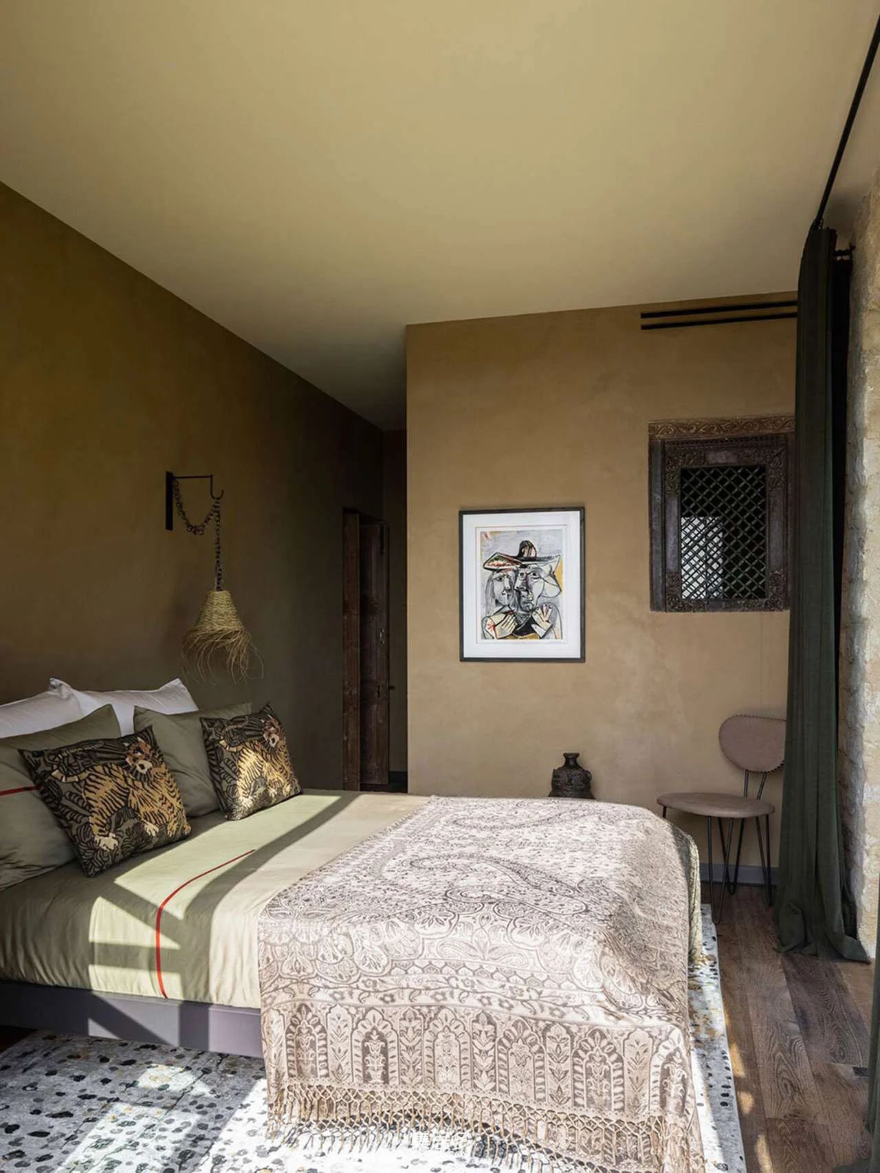 普罗旺斯山巅现代童话别墅丨法国-18