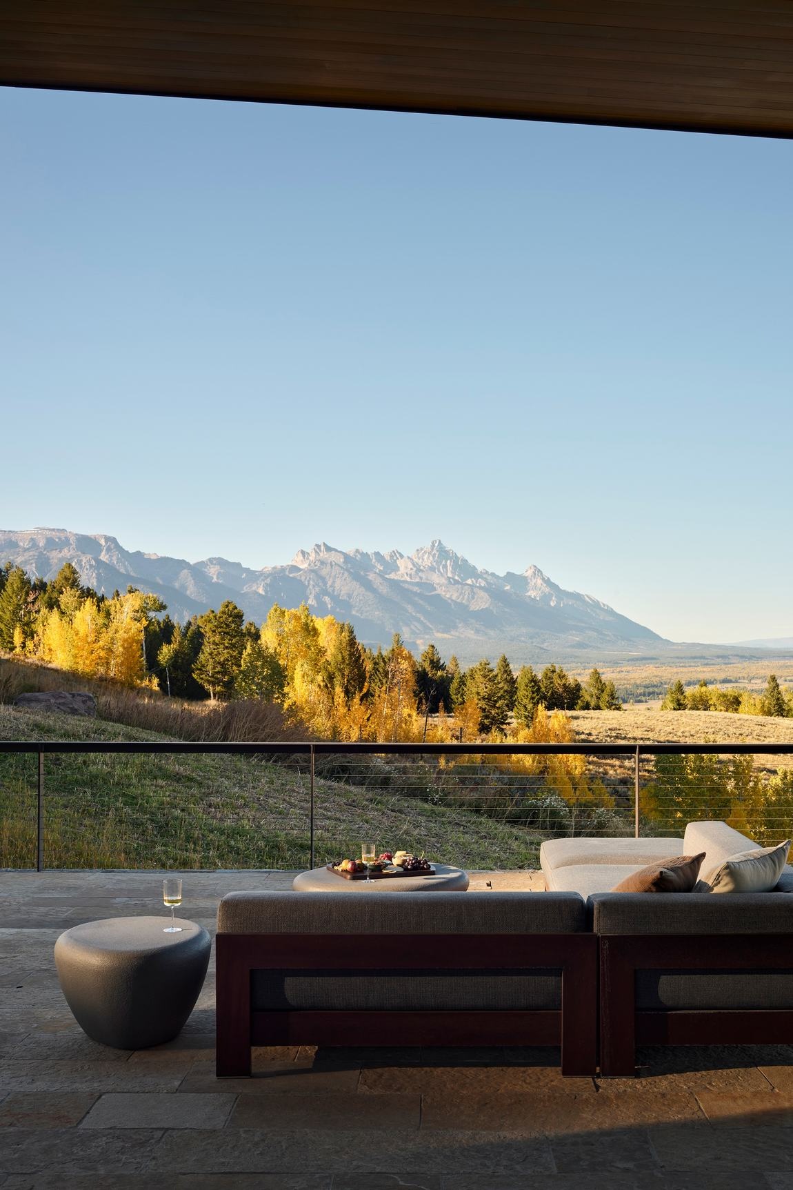 平静的自然建筑 · CLB Architects丨美国杰克逊-37