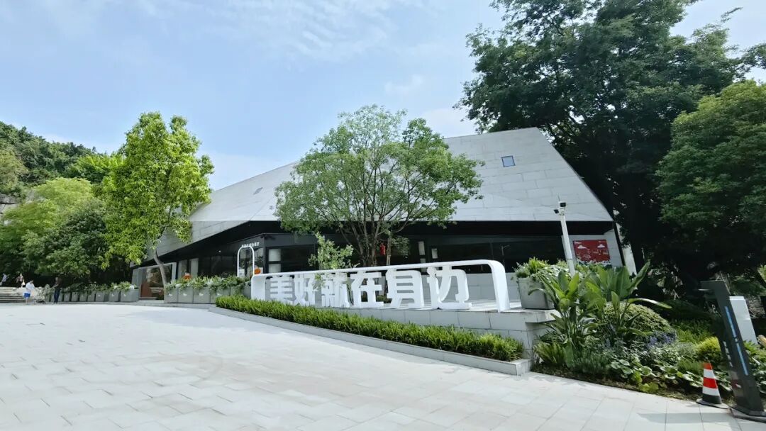 江北区委社会工作部领导一行莅临言瓷映画交流社区服务工作-2