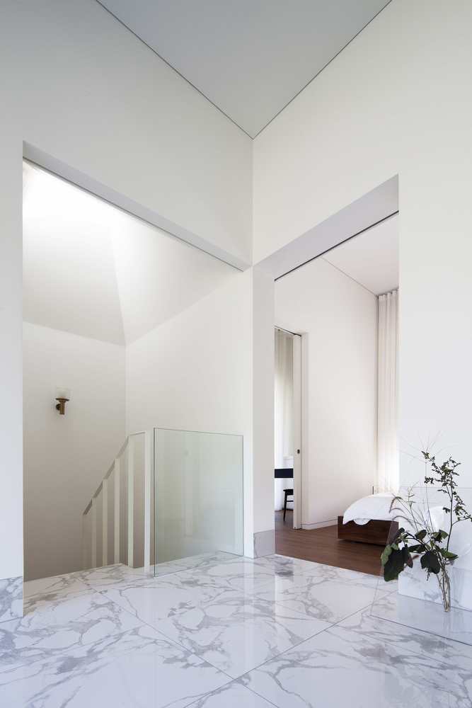 双家庭住宅的极简与古典之美-62