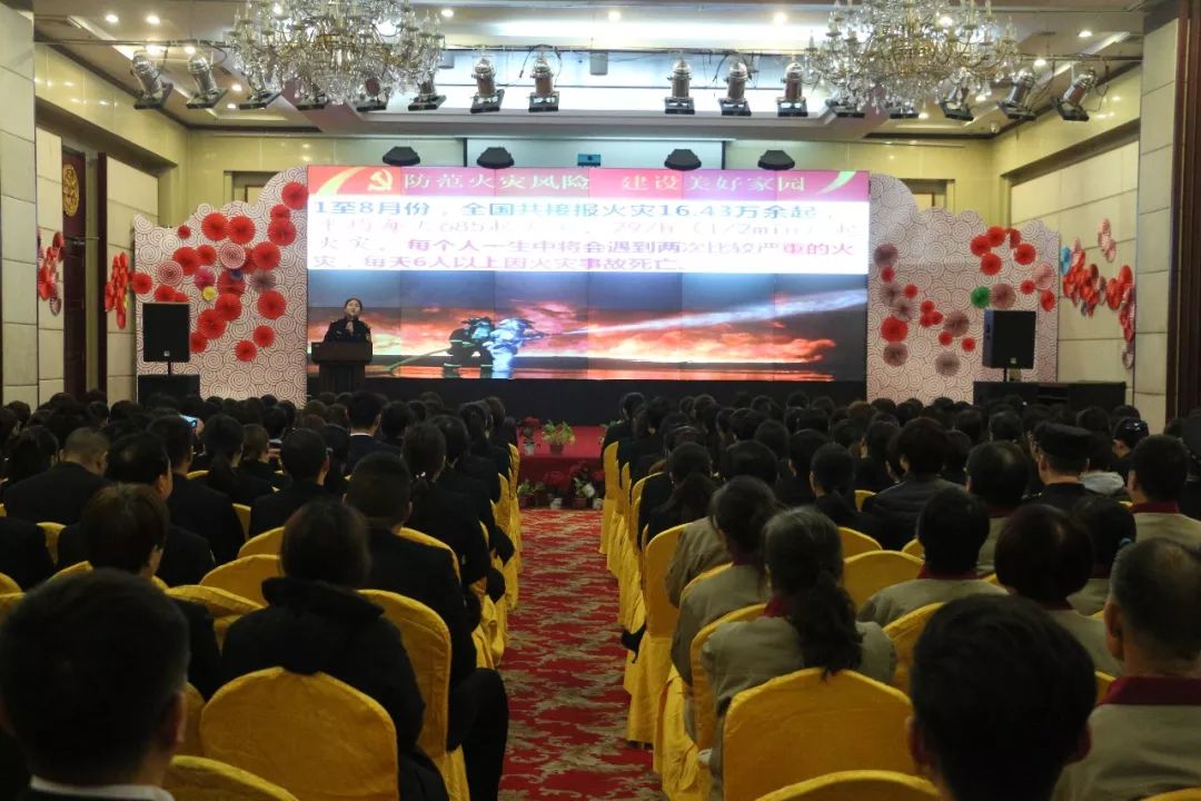 东明家居消防安全演练,营造放心购物环境-2