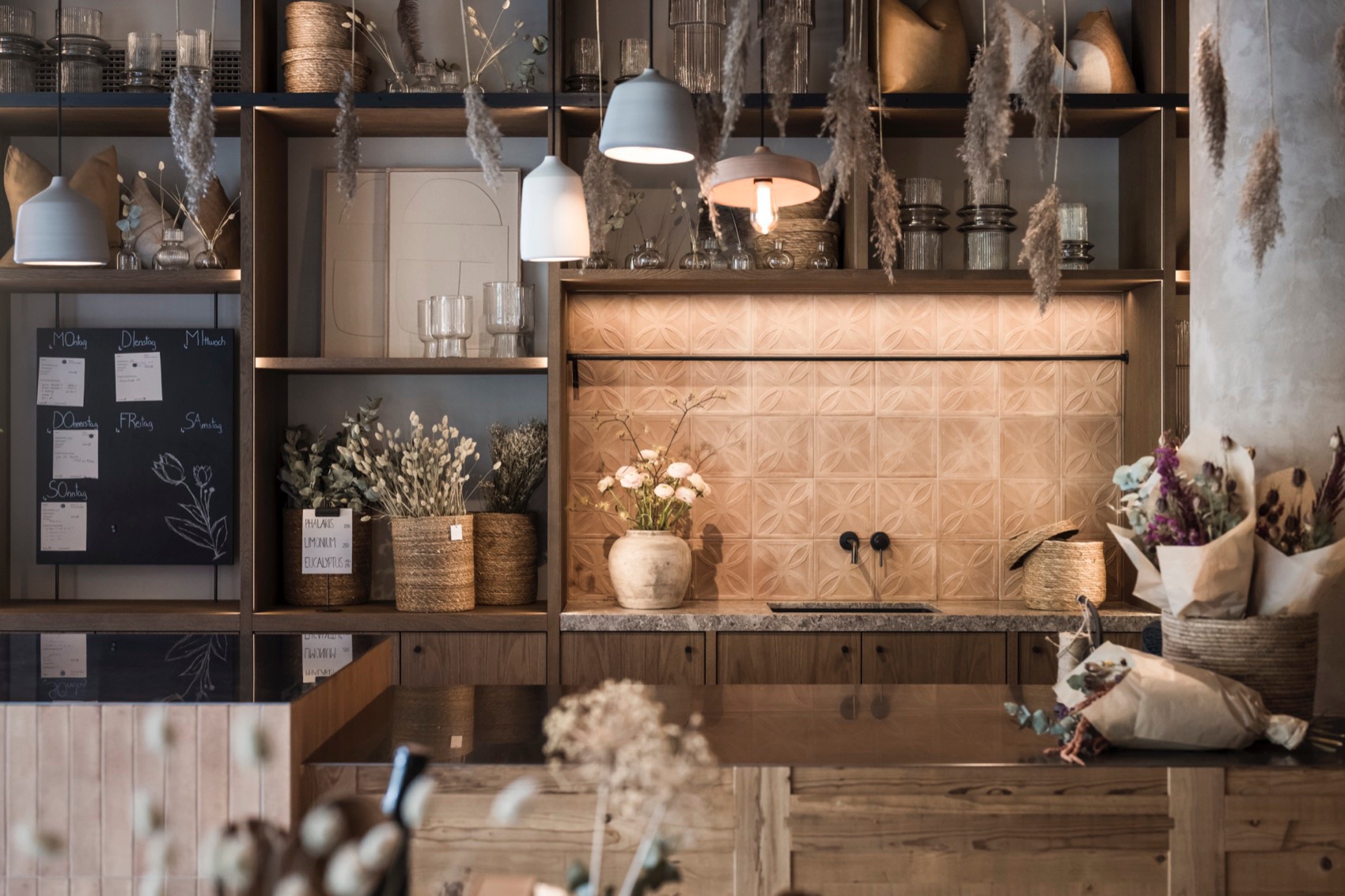 THE BARN酒店底层零售商店丨NOA-24