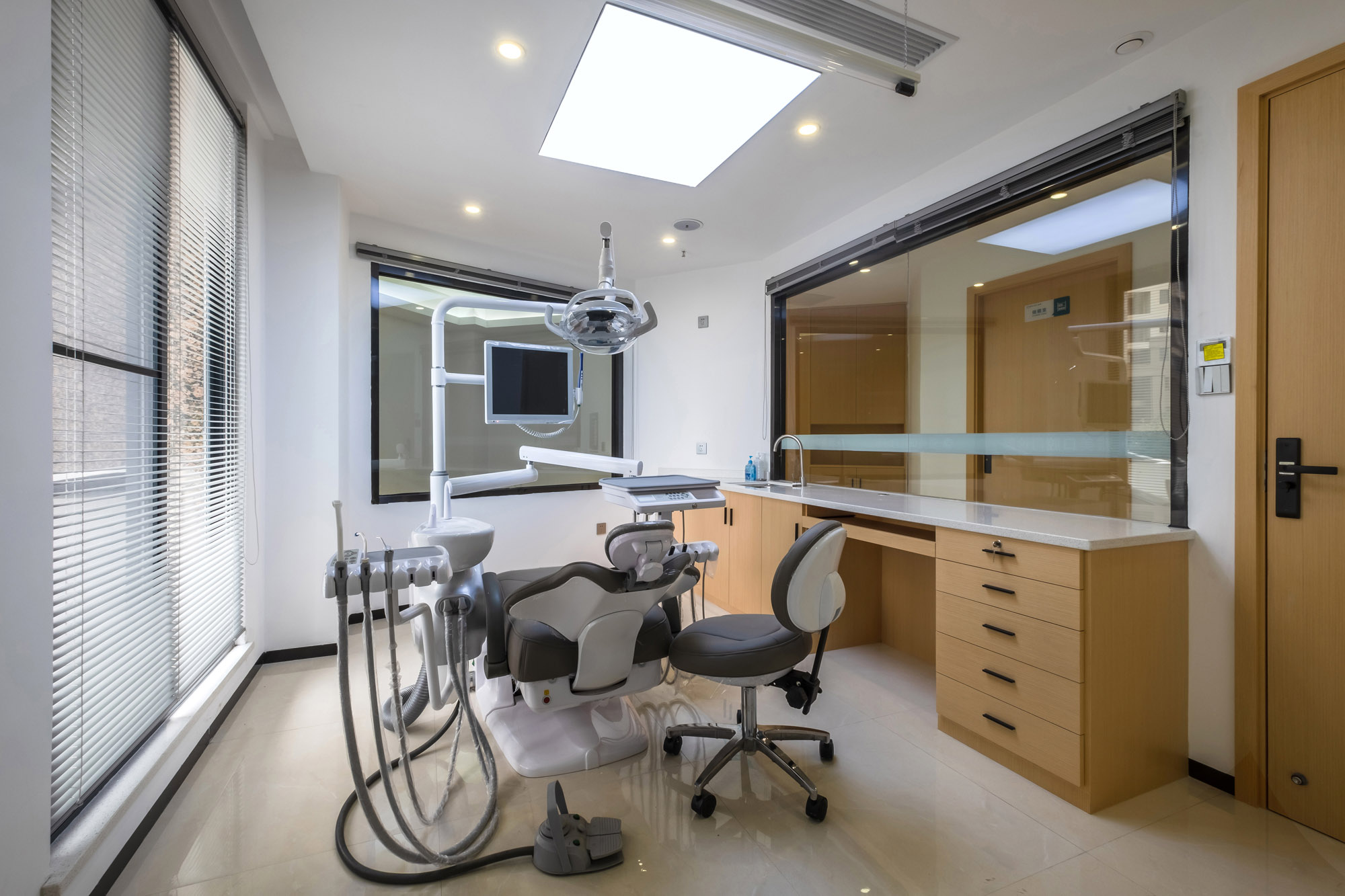 雅美口腔门诊部-7