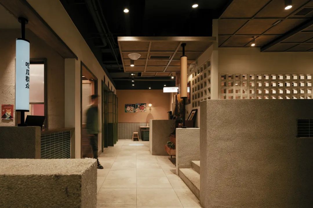 重庆火锅 · 市井烟火的简璞设计丨中国重庆-38