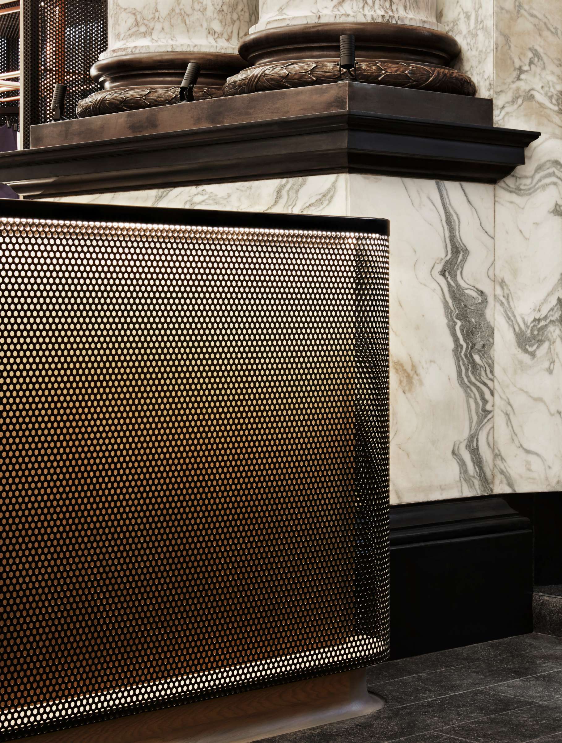 伦敦 Equinox St  James Joyce Wang-1