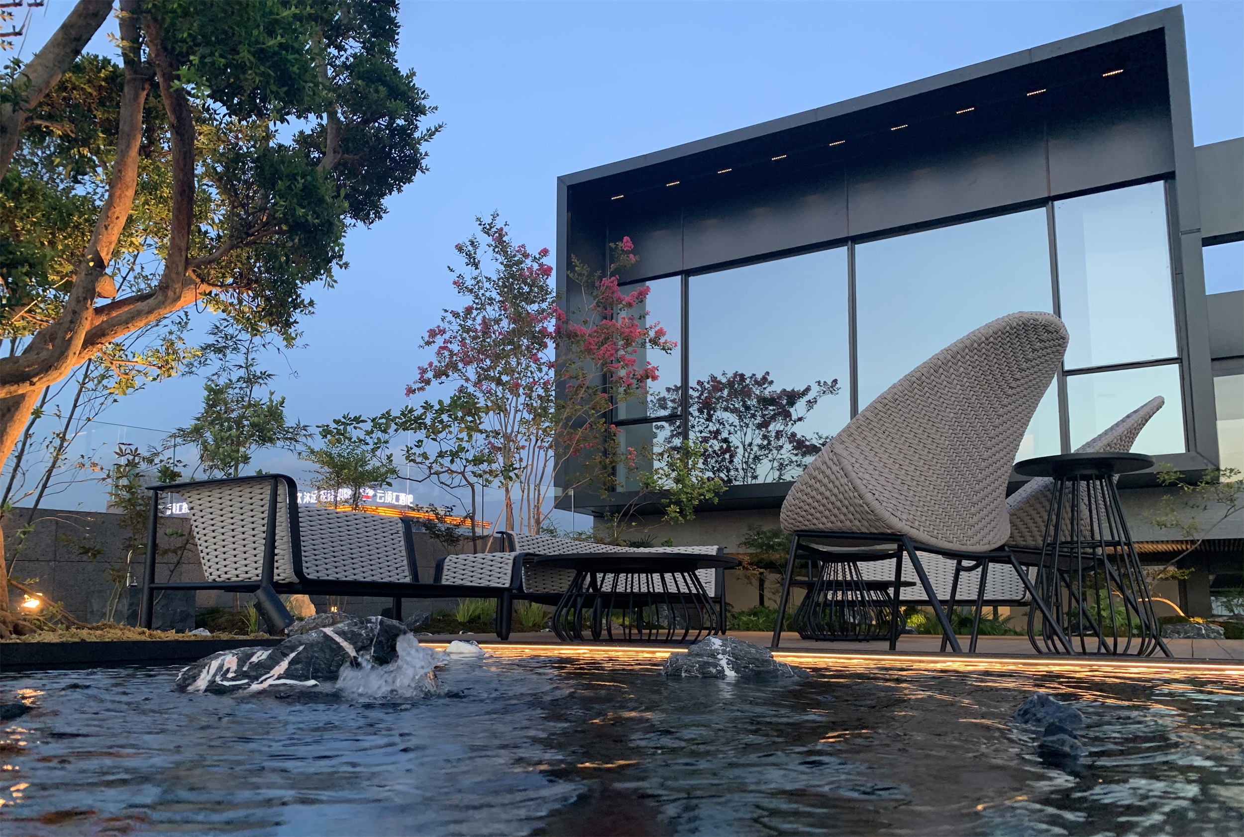 框·井 至岸景观的现代禅意空间-64