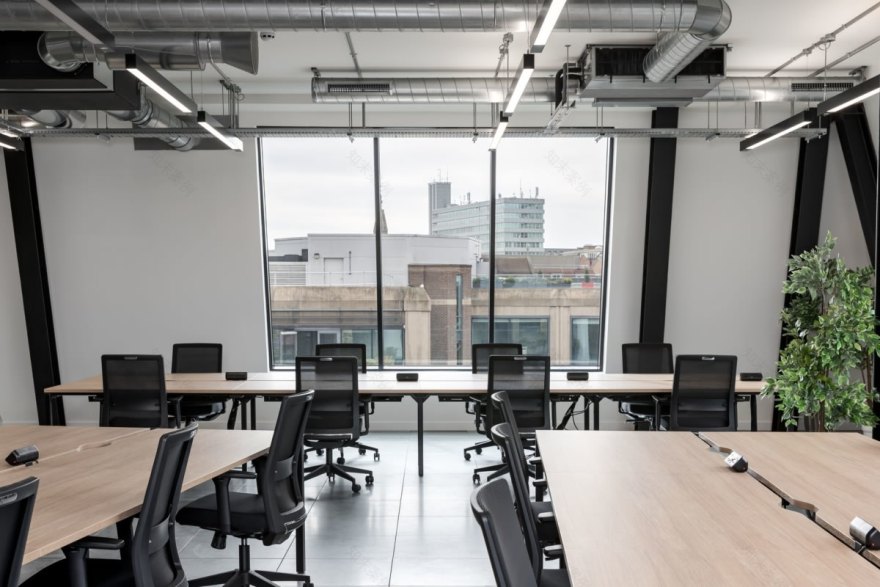 英国阅读的砖厂规格套房丨Oktra-14