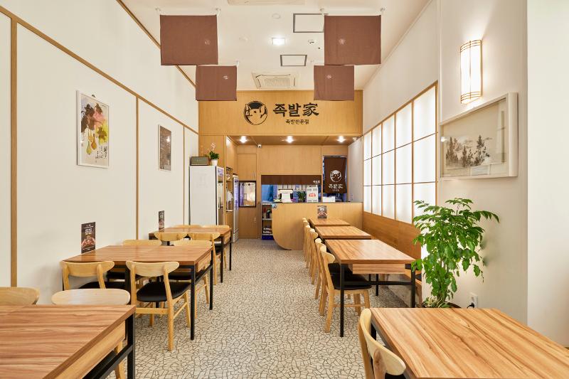 17 平极简家居，白色与原木的温馨融合-3