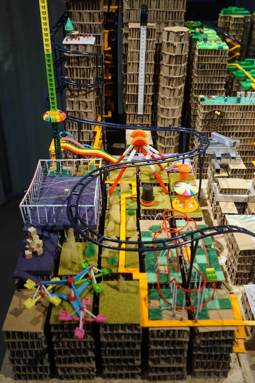 第五立面交响曲第九届深双南头古城分展场艺术装置丨厘米制造-16