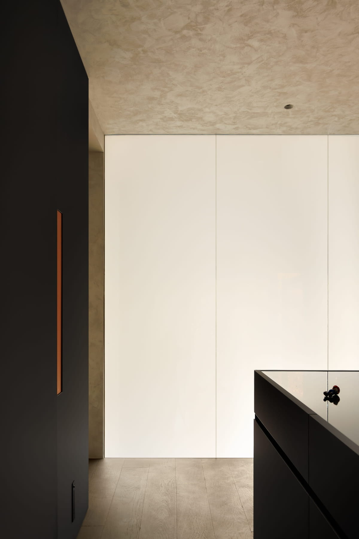 极简的诗意:在留白中触摸生活的质感丨赫设计-77