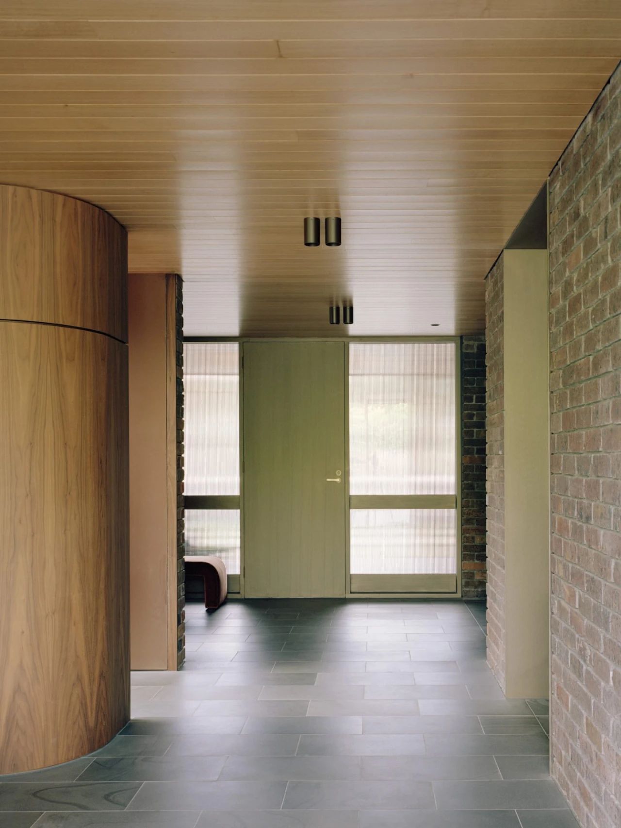 折线形屋顶房子丨澳大利亚墨尔本丨Studio Bright-20