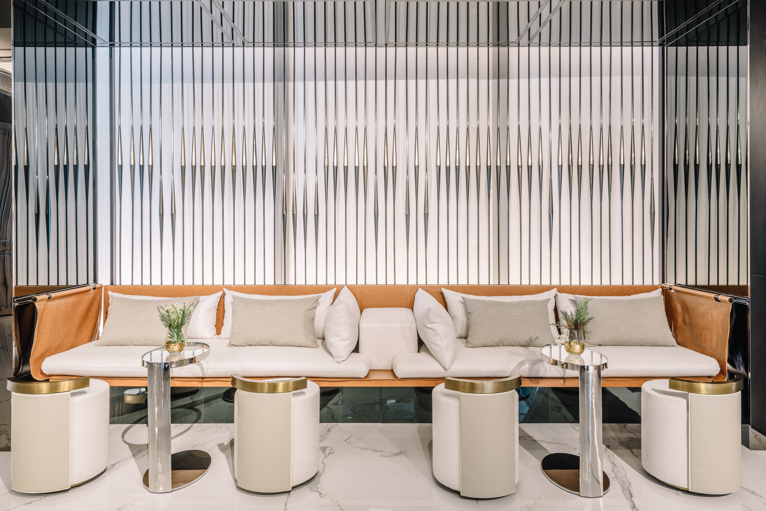 重塑品牌印象，奢华住宅项目展示空间设计-18