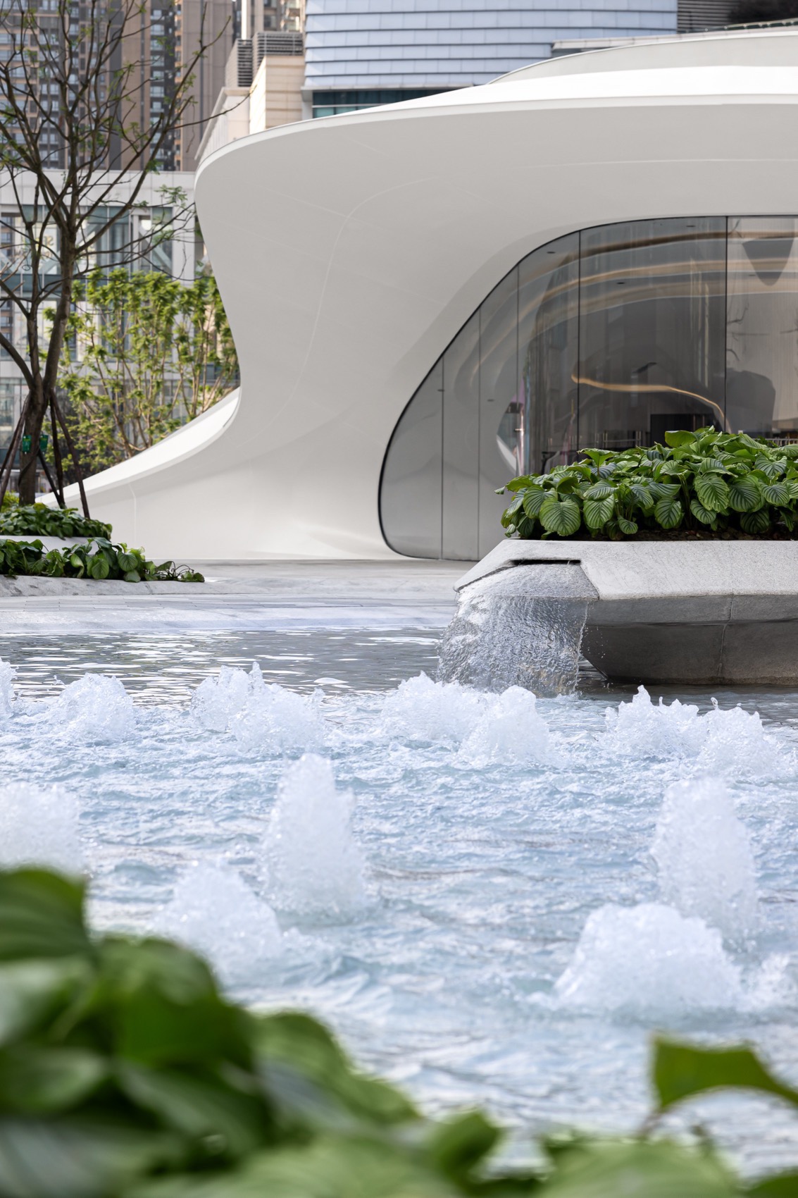 成都万象城公共广场改造设计 / FLO景观设计事务所-32