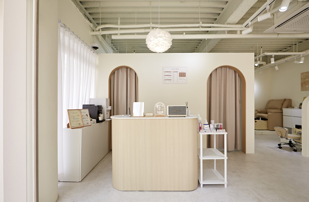 简约时尚的 15 平米小空间设计-4