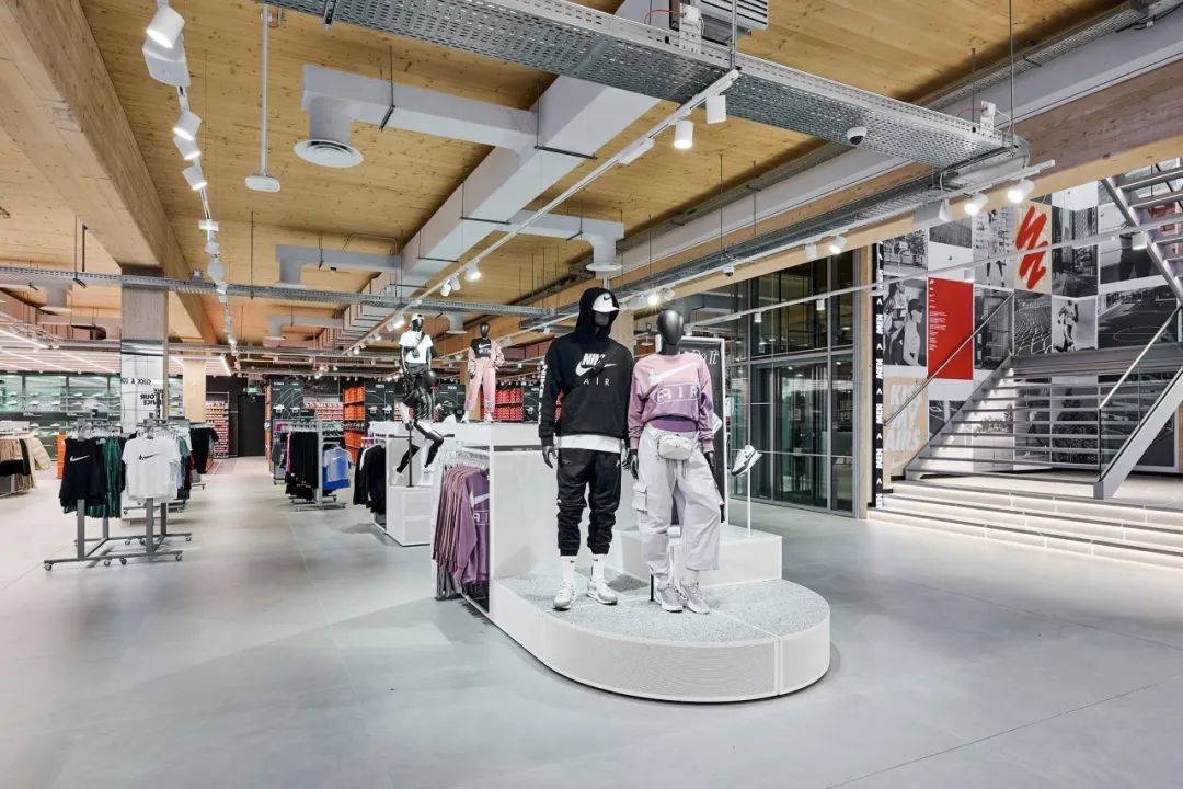 欧洲最大耐克门店丨荷兰丨Kern Architects-14