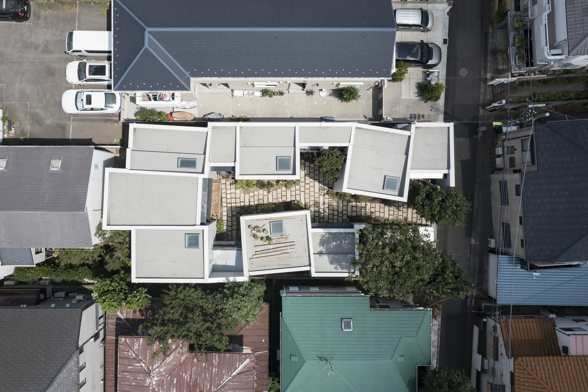 折叠屏风排屋丨日本东京丨DOG-13