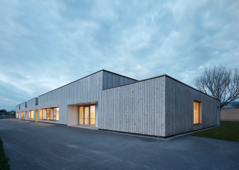 奥地利 Entenbach 幼儿园 | 木结构被动房,Bernardo Bader Architekten 设计-9