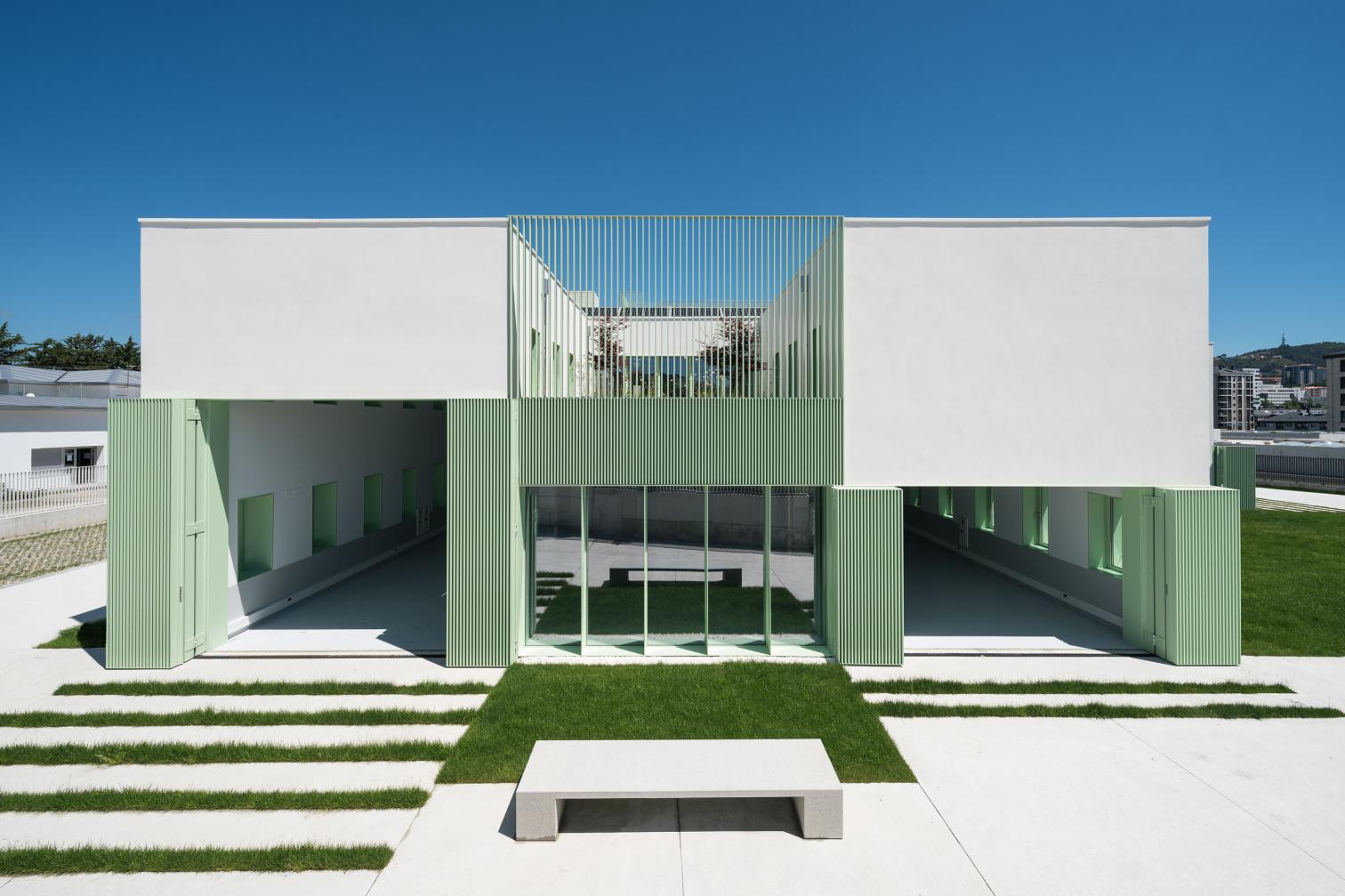 西班牙 Orense 教育创新中心丨西班牙奥伦塞丨Emma Ojea 和 Walter Lewin-17