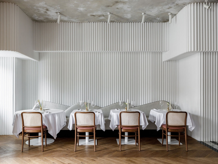 Vandall Buro: гастробар на месте сенного рынка в Краснодаре-18