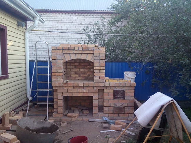 砖砌烧烤炉建造-98