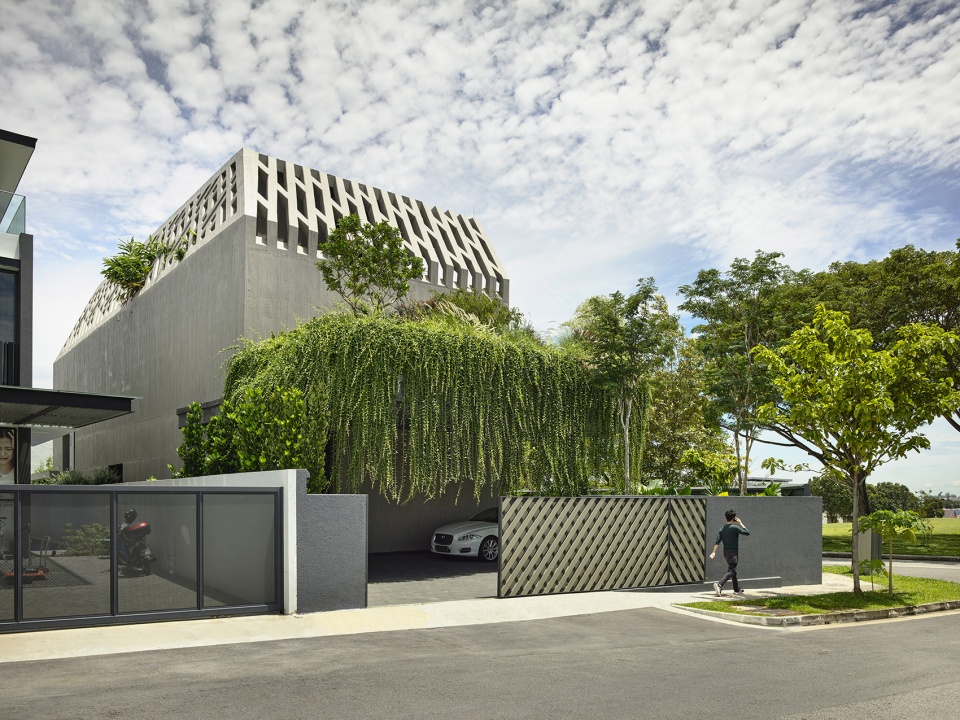 阴阳调和的混凝土住宅,新加坡 / HYLA Architects-15