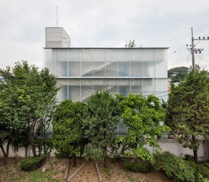 韩国时尚品牌办公大楼丨FHHH FRIENDS-9