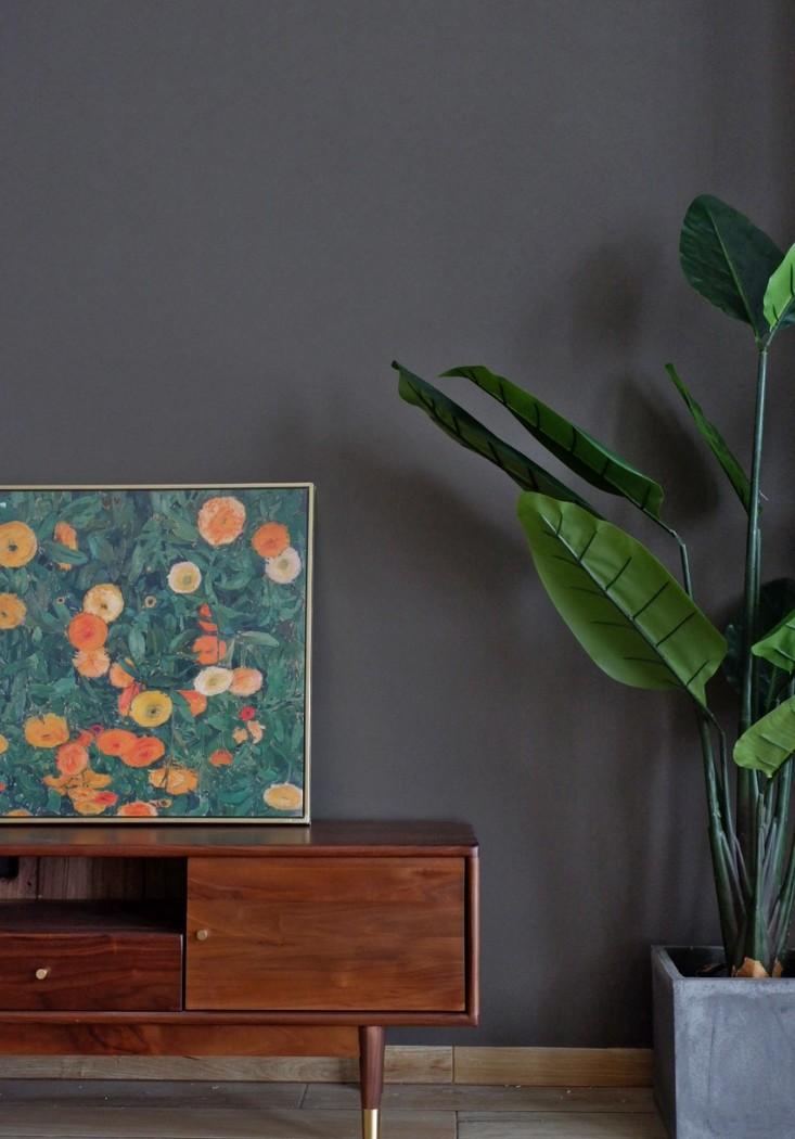 黄铜画框丝绒窗，复古气息满溢-10