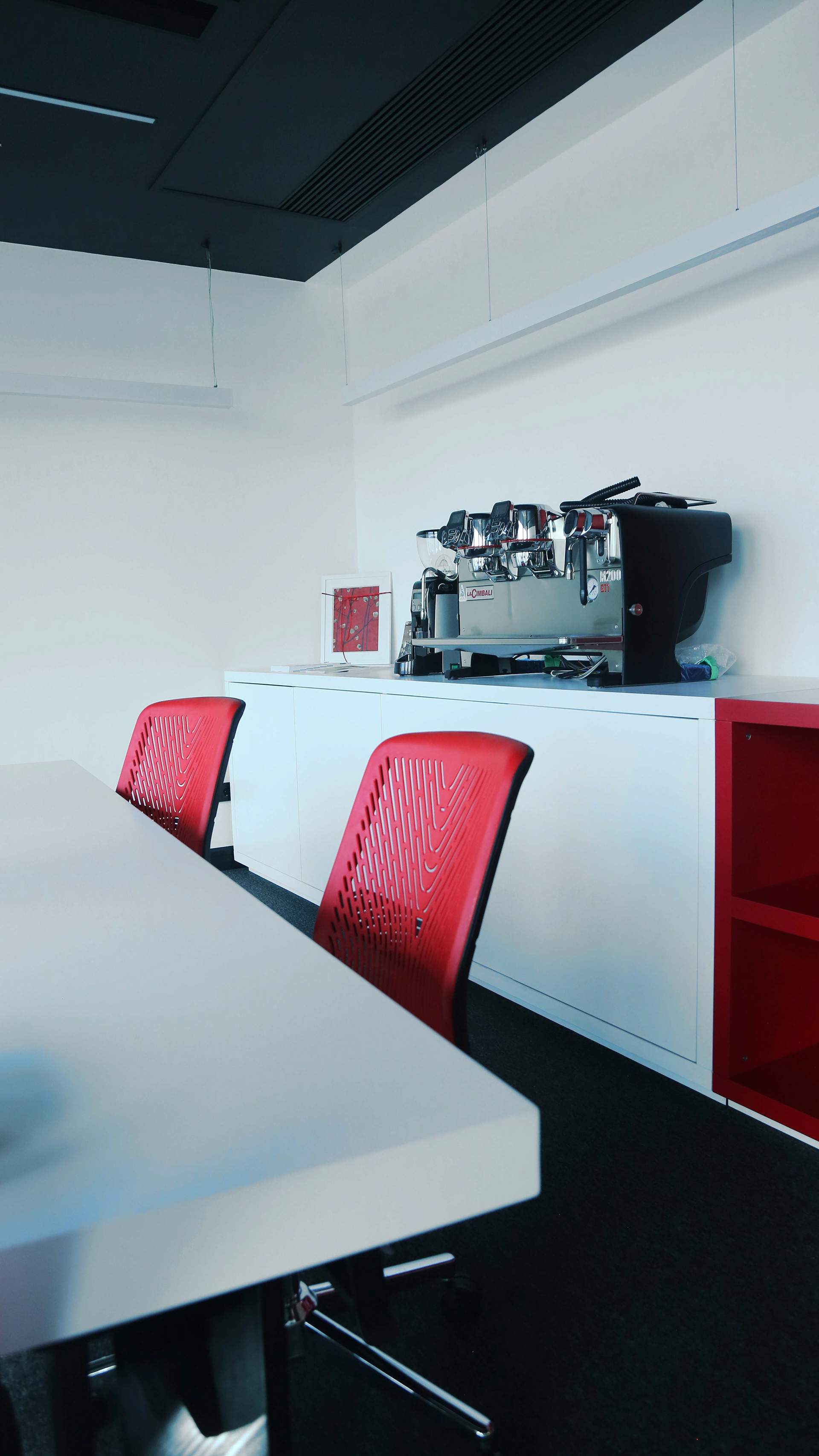 Garnish Red & Black 室内设计丨伊朗-17