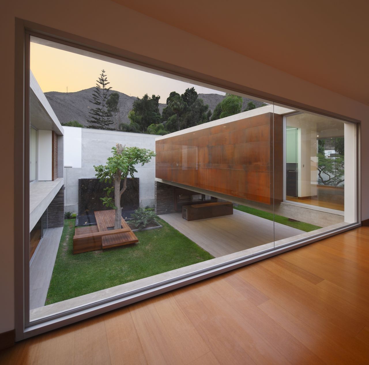 绿意盎然的空间艺术—— La Planicie House II-47