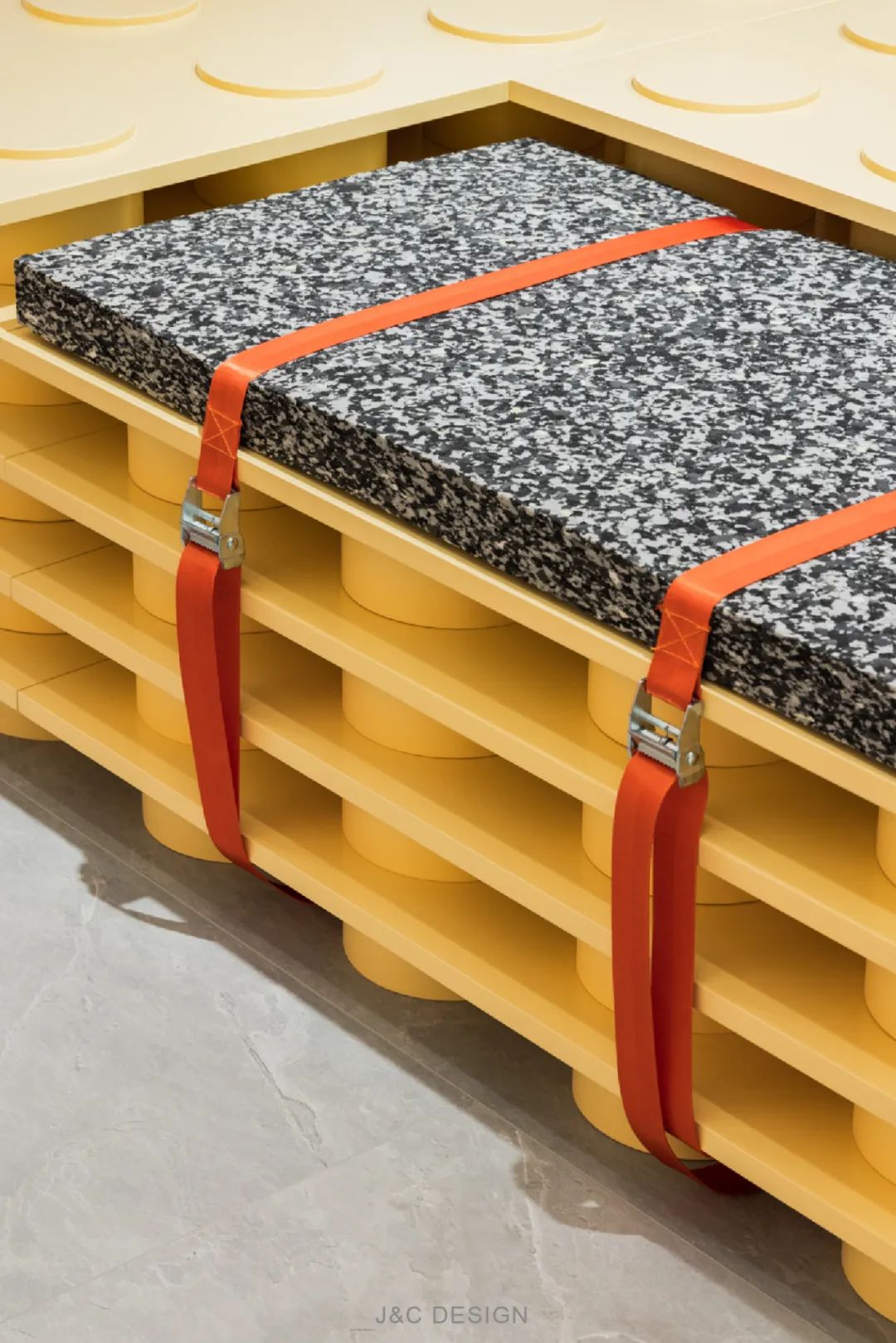 SUNNY WHITE RED 店铺设计丨中国济南丨及上室内设计事务所-33