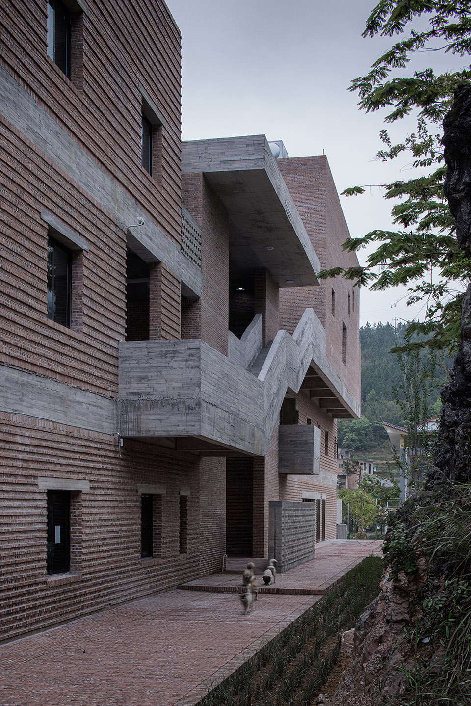 江华瑶族水口镇如意村文化服务中心及特色工坊丨中国湖南丨地方工作室&湖南大学设计研究院有限公司-47