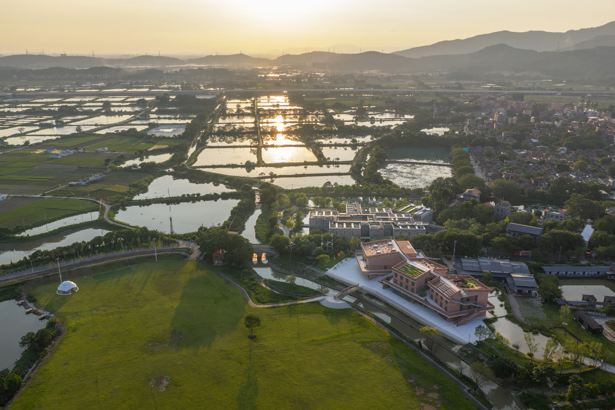 教育建筑丨中国广州丨Atelier FCJZ-40