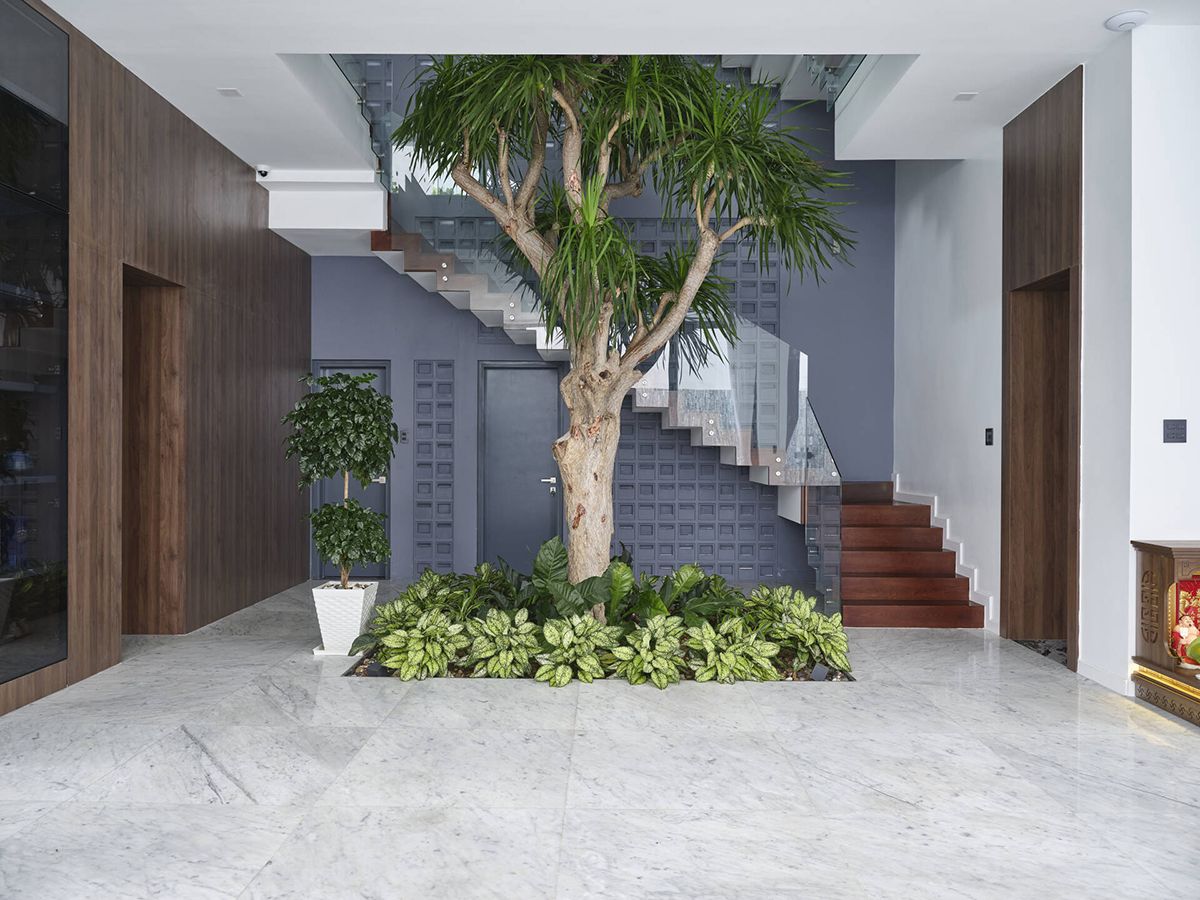 绿意盎然的三层别墅 | 和谐自然的生活空间-25