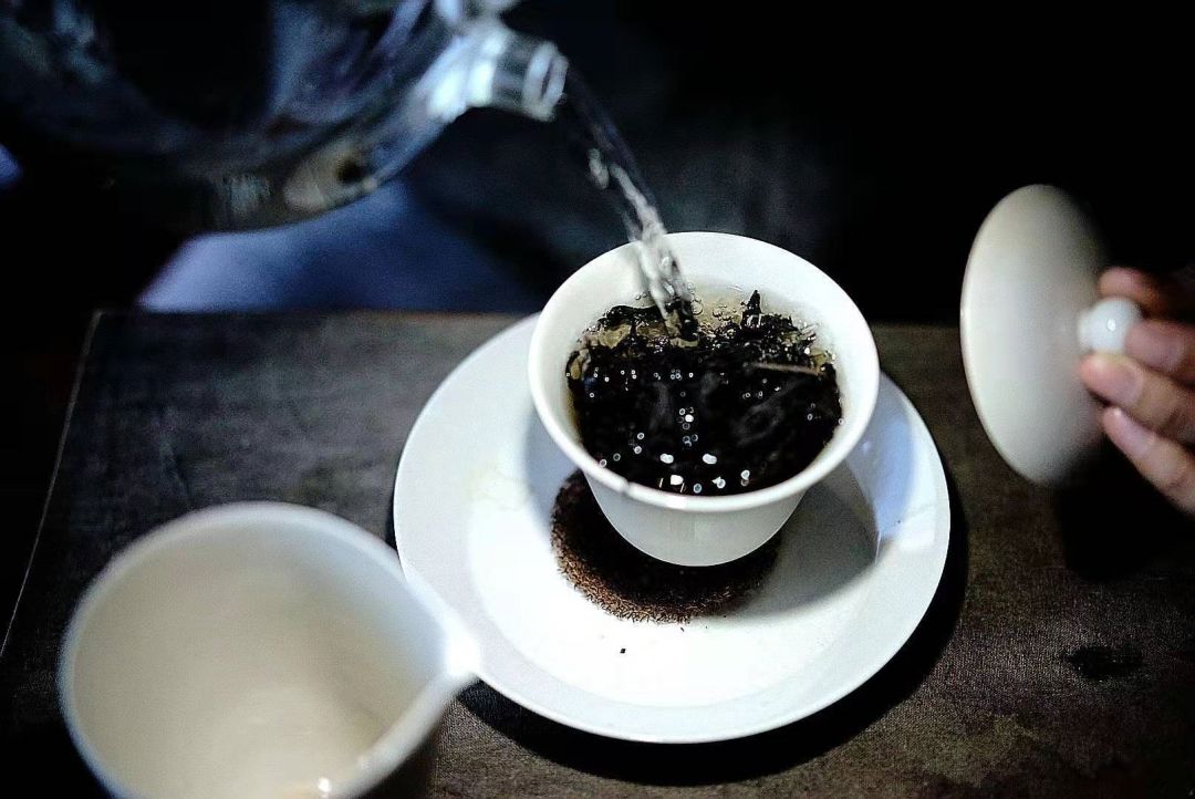 疫情期间，茶室里的宁静生活-34