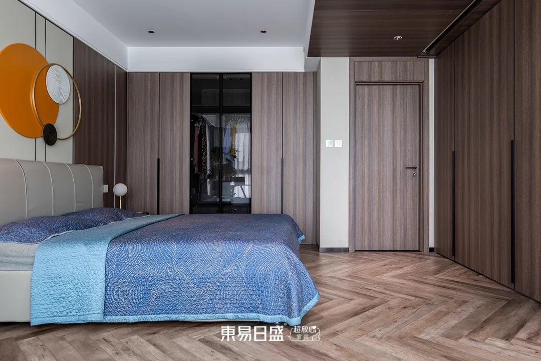 90后夫妻220㎡现代简约的家，三室变四室，被主卧圈粉了！-69