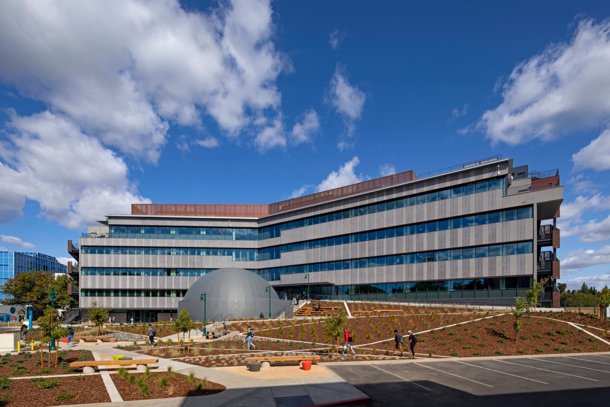 Sacramento State University – Ernest E. Tschannen Science Complex-9