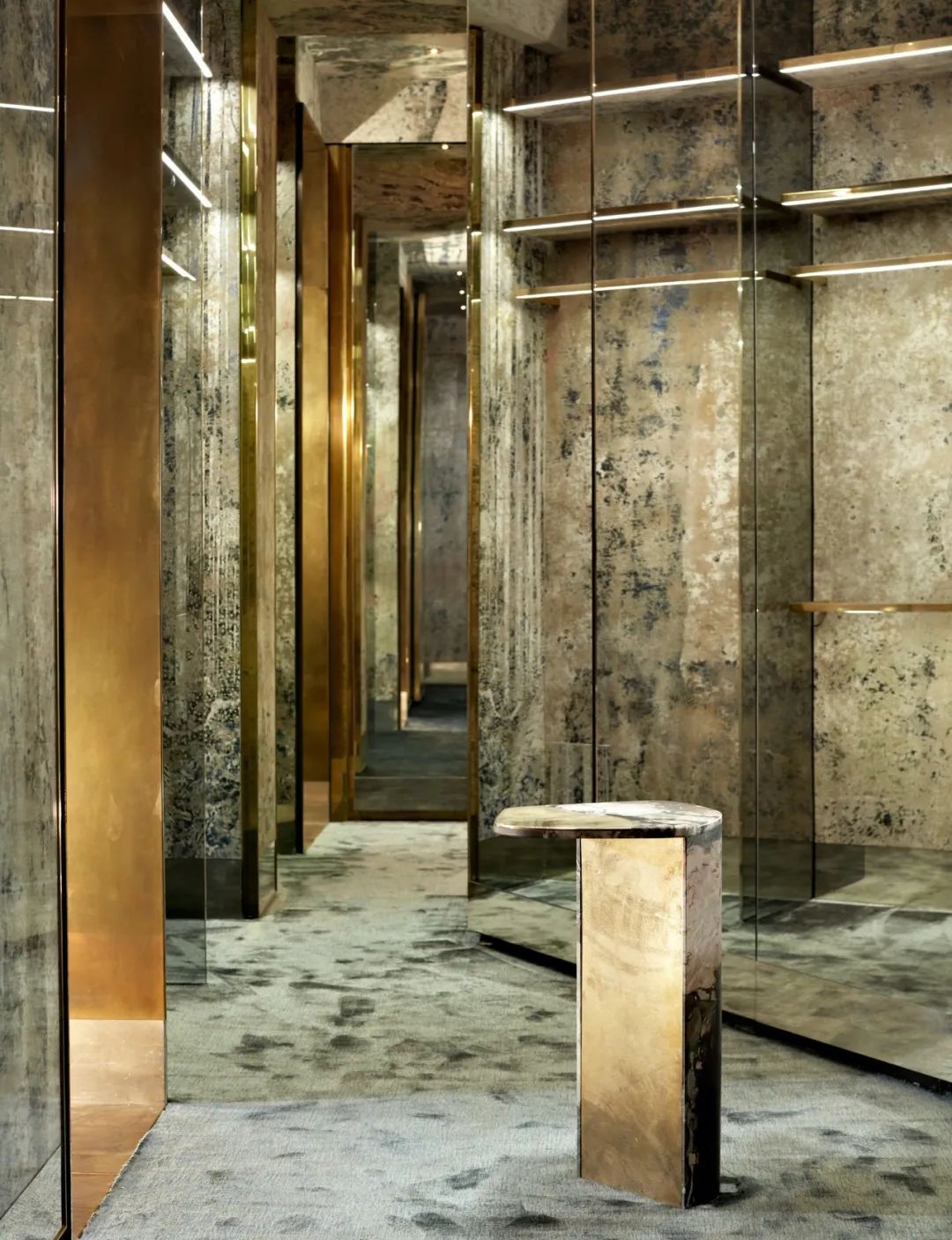 永恒的艺术 | Vincenzo De Cotiis 的时间之美-30