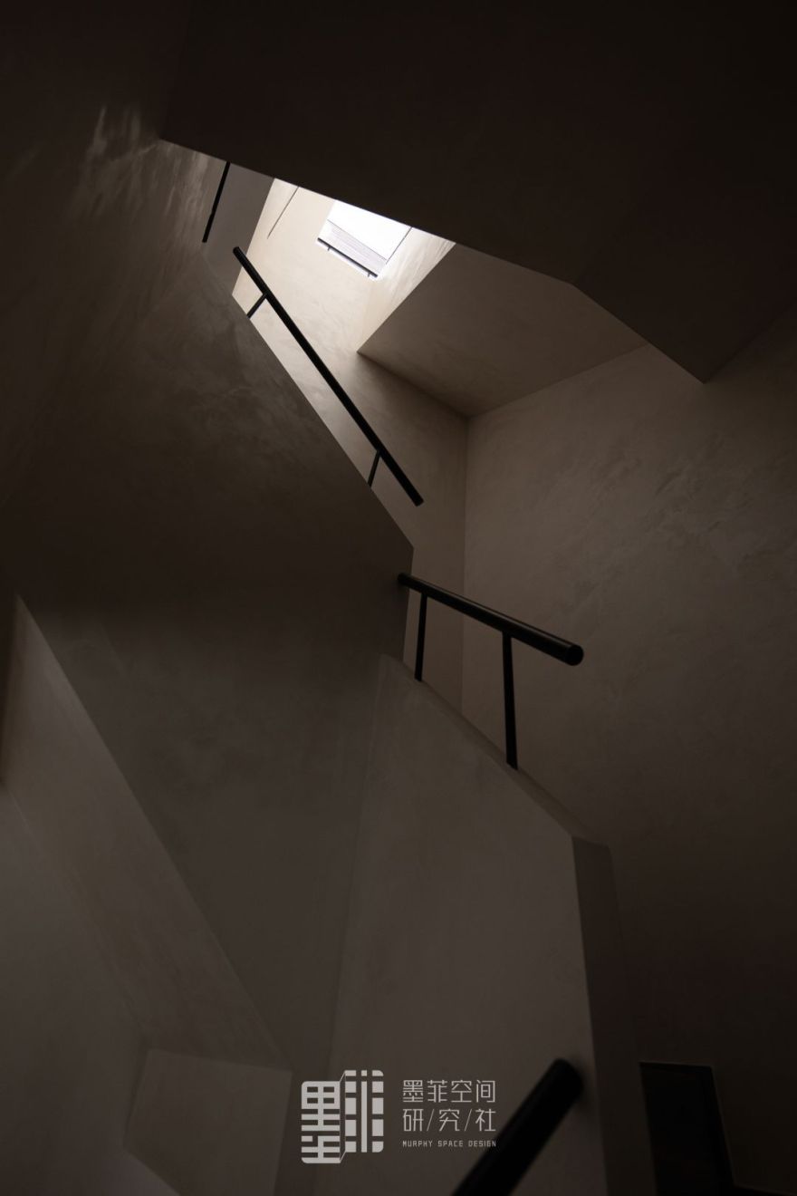 朴素自然叠墅设计-55