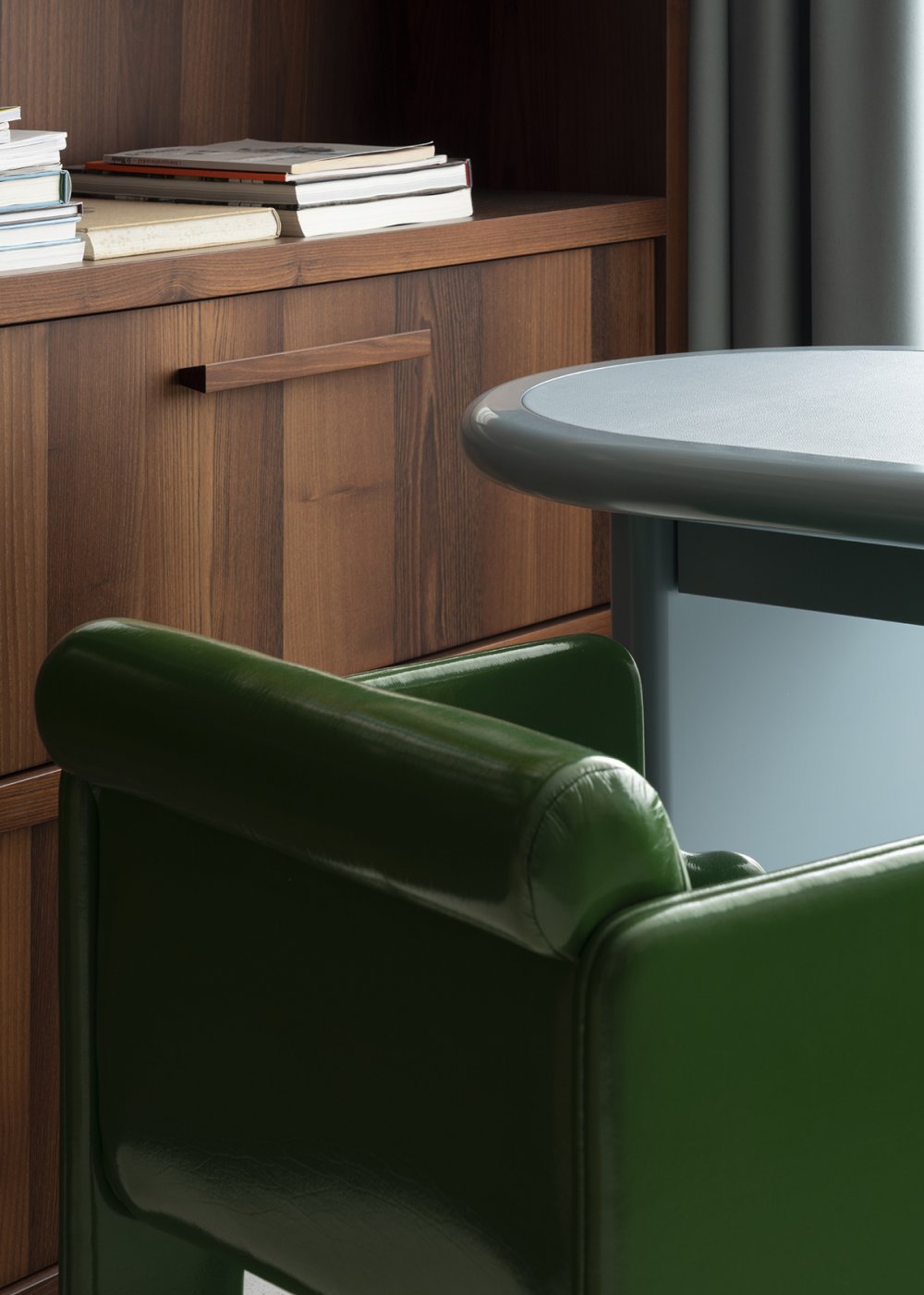 人力资源顶层套房（需结合具体语境，HR常见为Human Resources即人力资源的缩写，Penthouse指顶层豪华套房、阁楼等，这里按常规组合含义翻译） 丨德国柏林-9