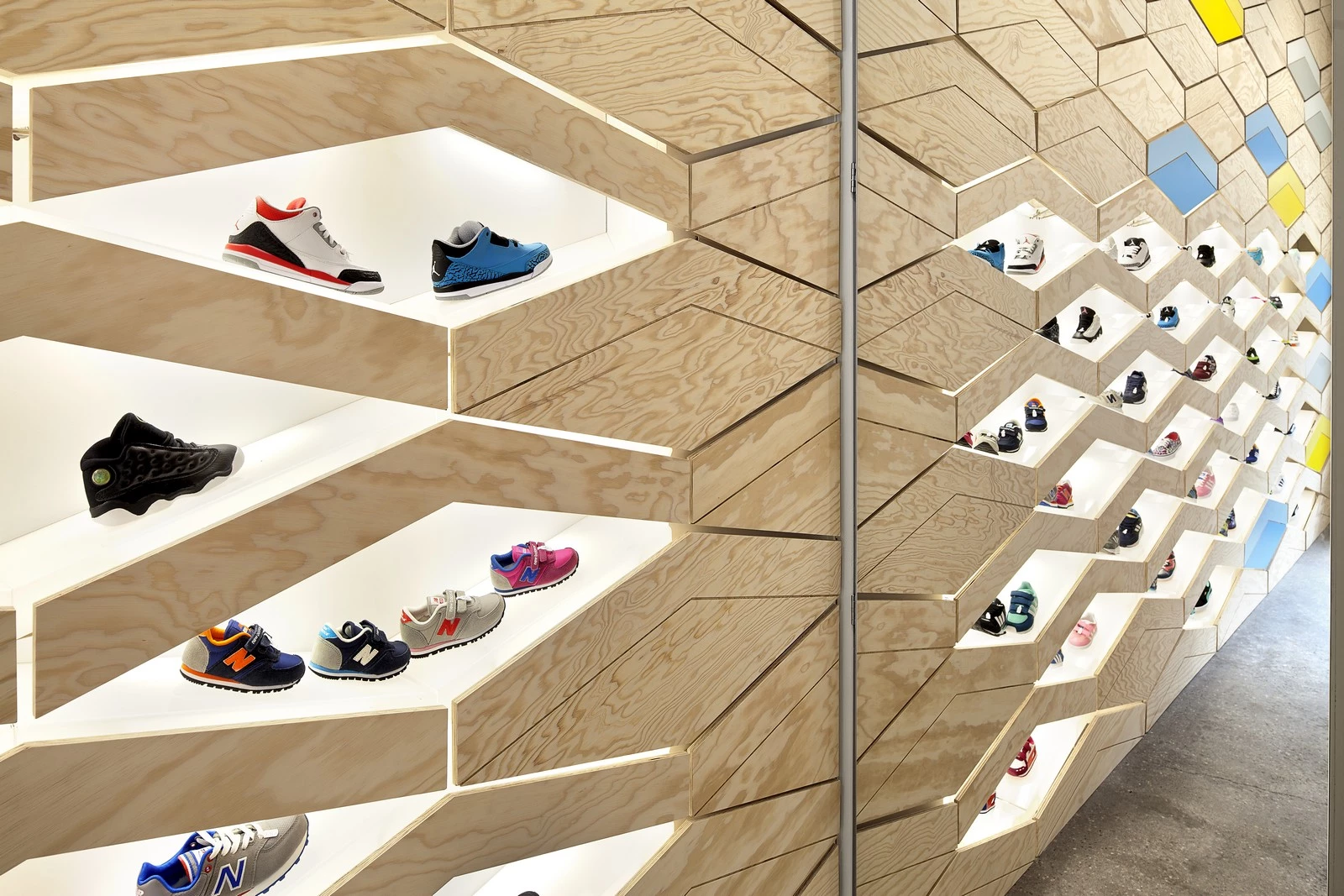 德国 Stuttgart Suppakids 童鞋店——趣味展示空间-14