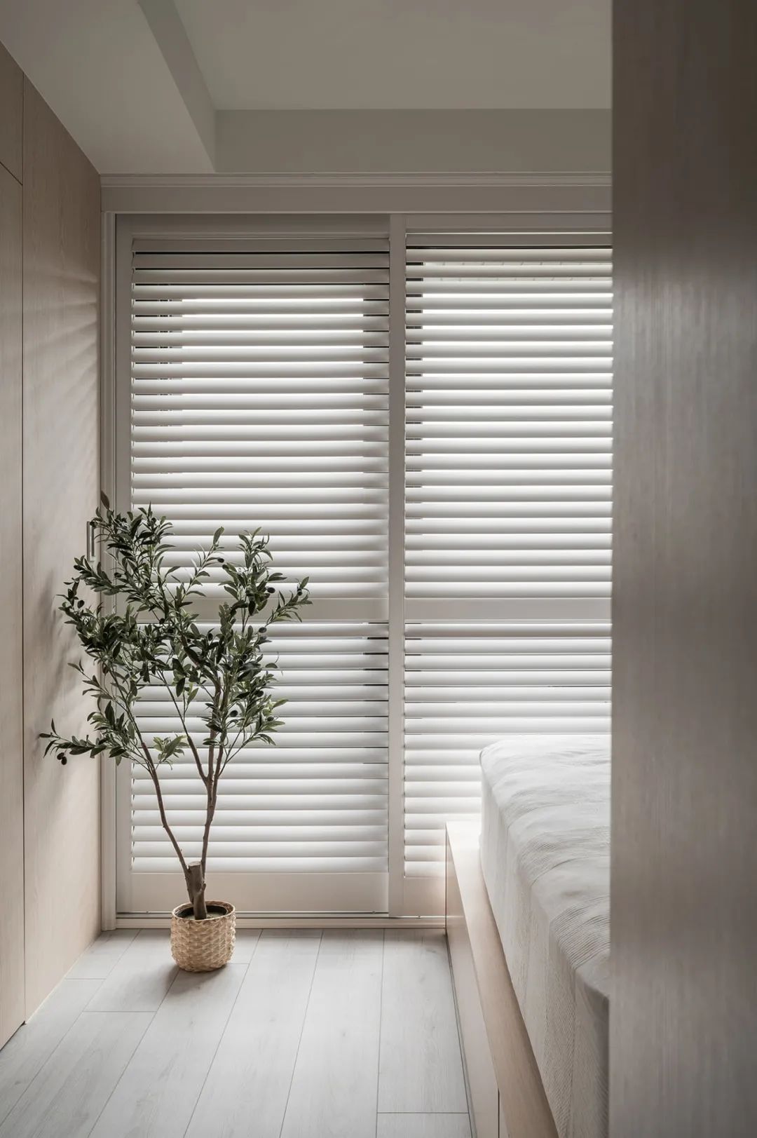 现代日式格调的居住空间-26