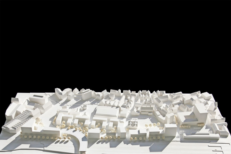 2015年·德国格平根市火车站周边区域

注：Göppingen是德国巴登 - 符腾堡州的一个城市，Bahnhofumfeld一般指火车站周边区域 丨dauner rommel schalk + Helleckes-6