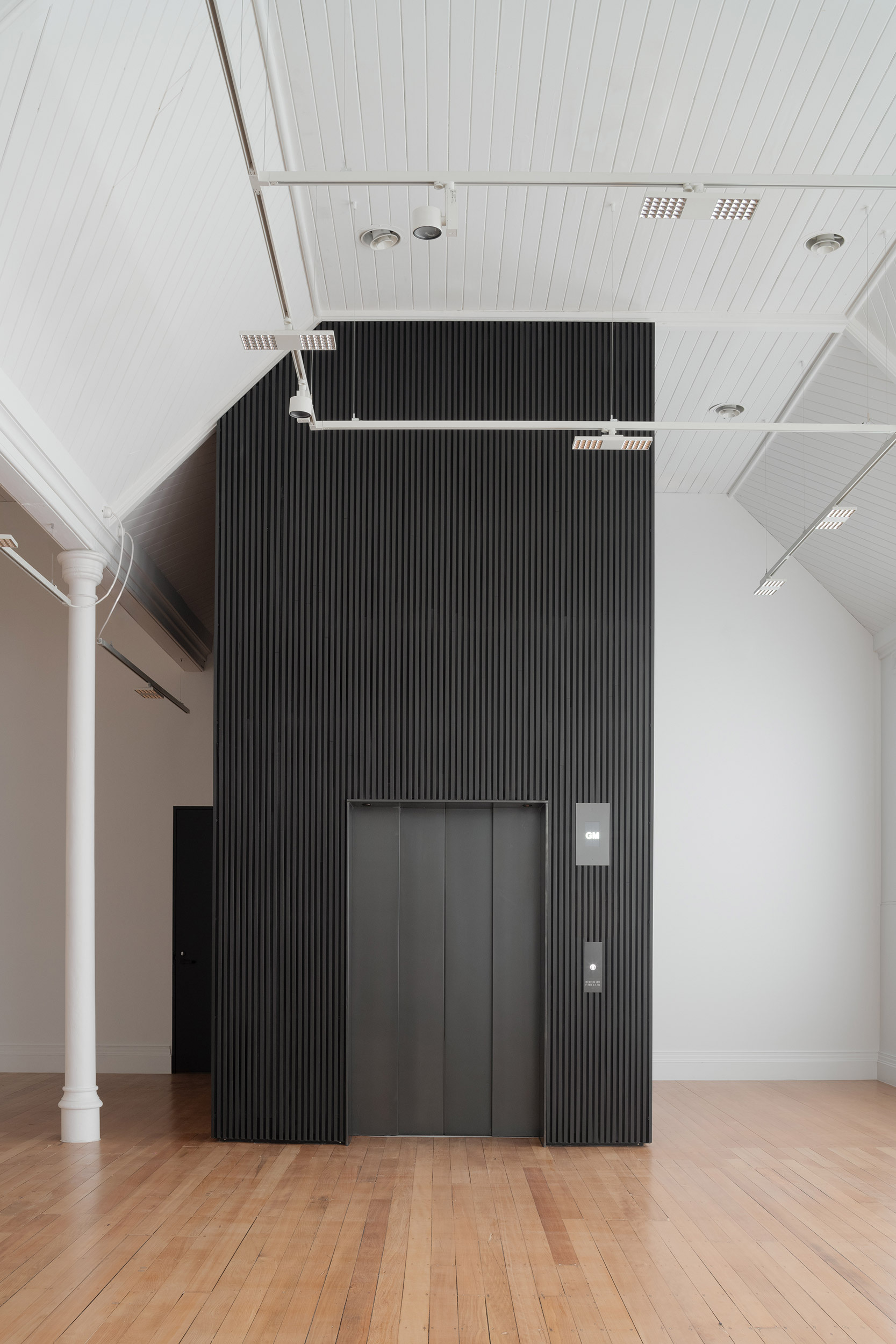 Potter Museum of Art / Wood Marsh-27