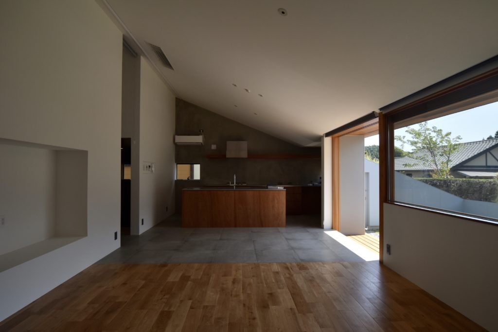 Under the mountain house #220 - COGITE-28