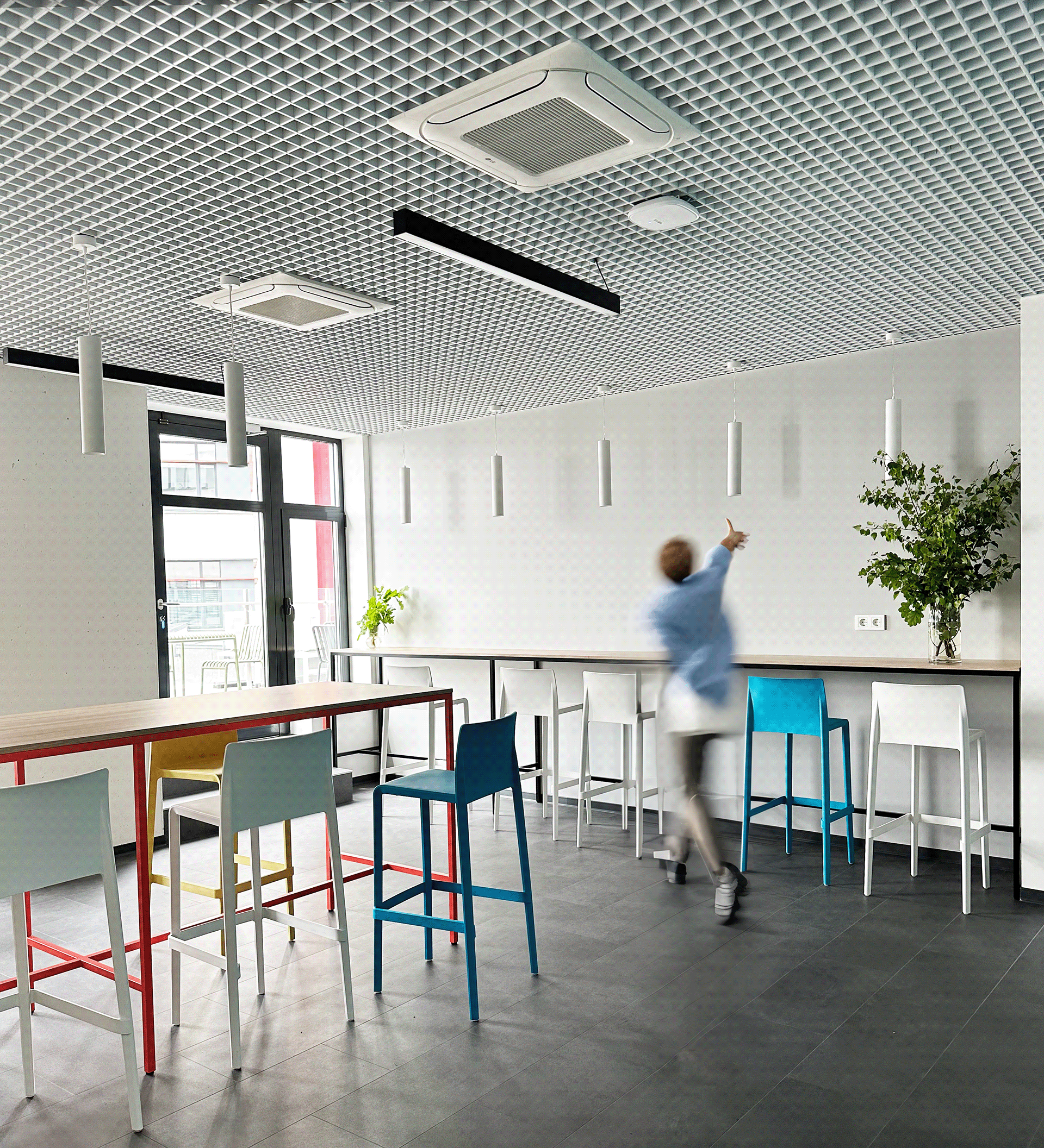 IT 公司简约风办公室丨拉脱维亚里加-17