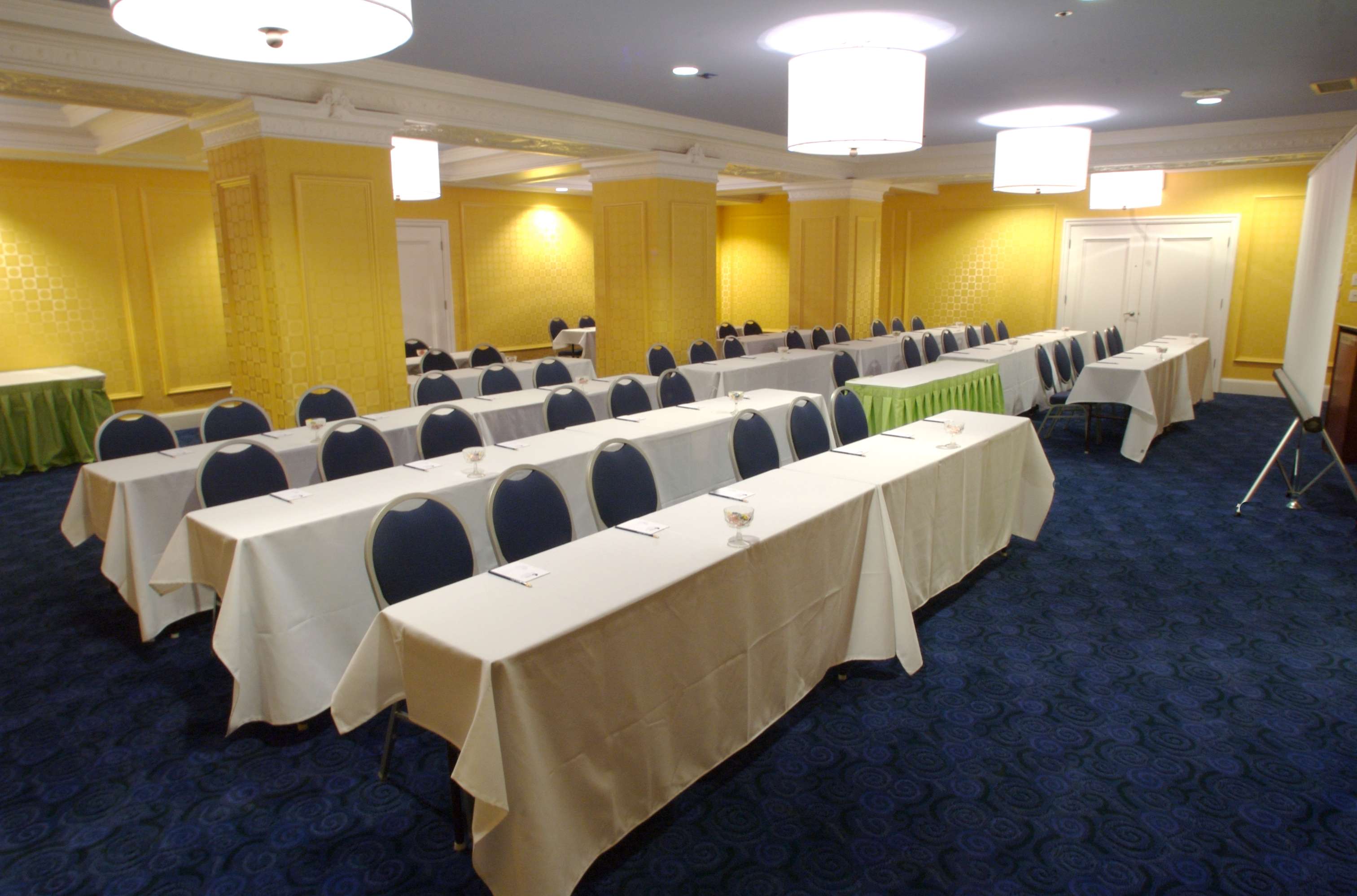 HOTEL INDIGO DOWNTOWN-25