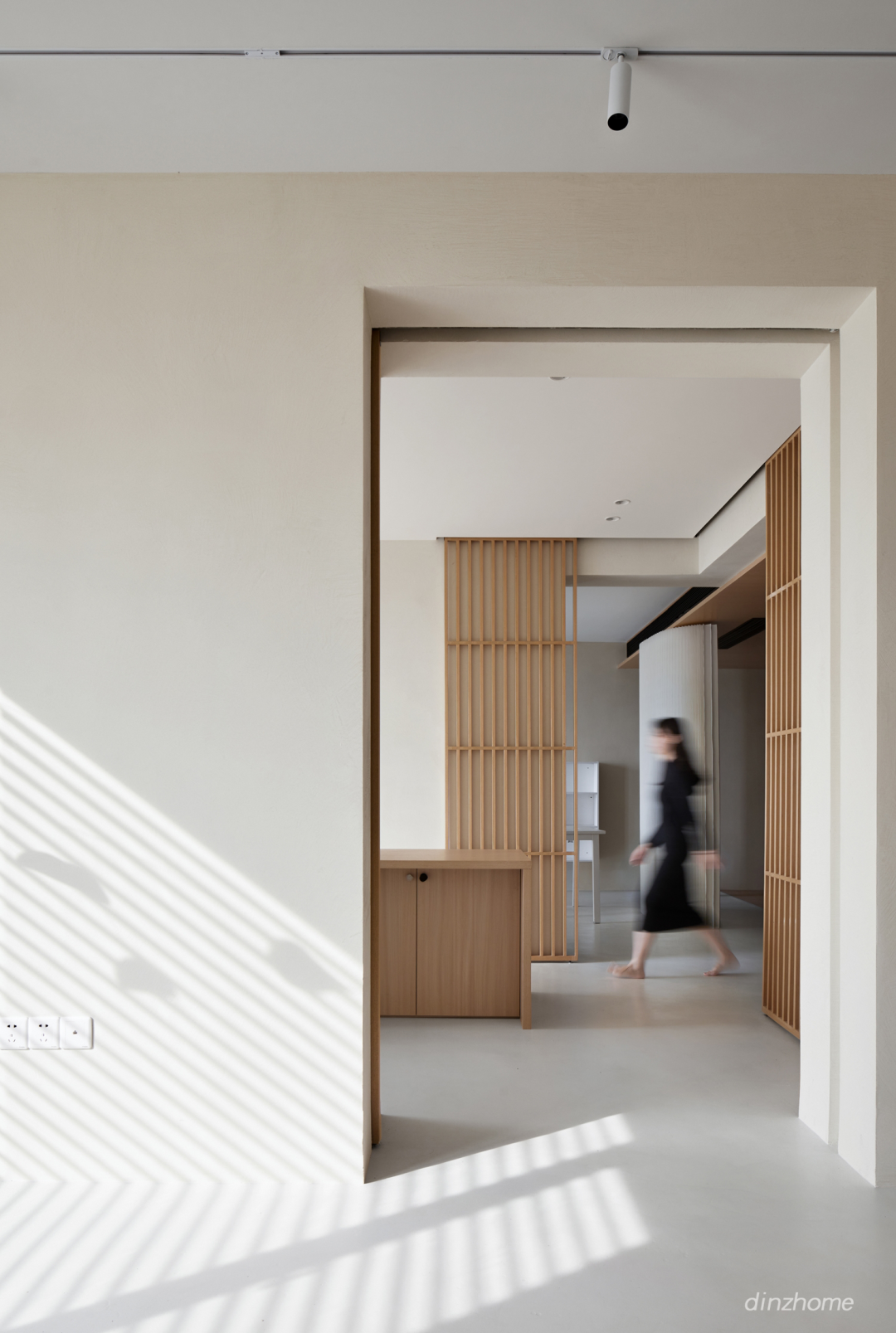 极简之境 · 探索现代办公空间的艺术与生活丨中国杭州丨喜叻设计-37