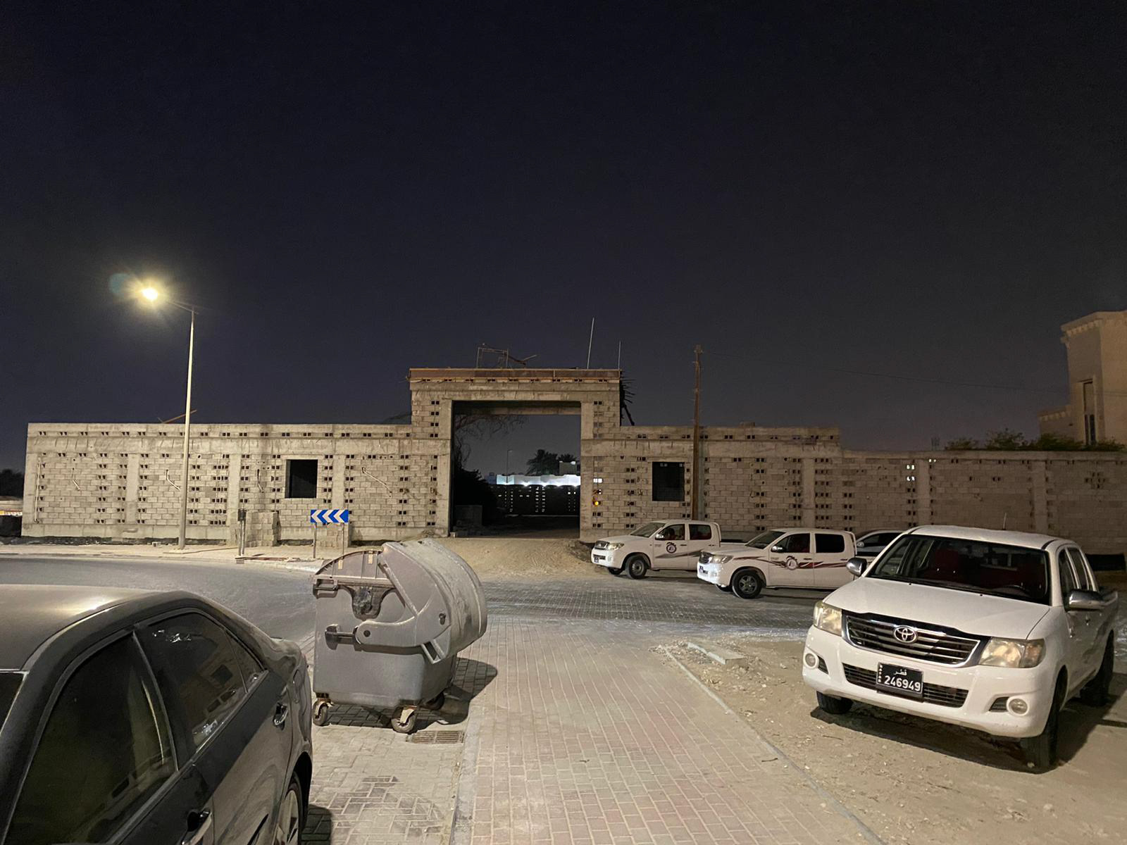 Fence design in Qatar, classic style-1